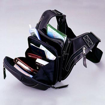 幅の広めのショルダーベルト